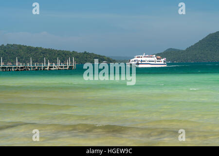 Koh Rong Sanloem island ferry, Sihanoukville, Cambodge, Asie Banque D'Images