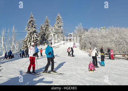 La région de sports d'hiver Winterberg, Sauerland, Rhénanie du Nord-Westphalie, Allemagne Banque D'Images