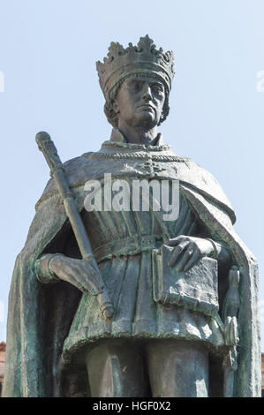 Statue du roi Duarte, également appelé Edward, ancien souverain du Portugal, placé en Viseu Banque D'Images