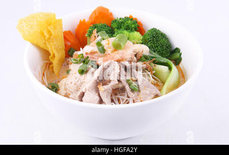 Soupe aux nouilles Laksa aliments malaisienne traditionnelle Banque D'Images