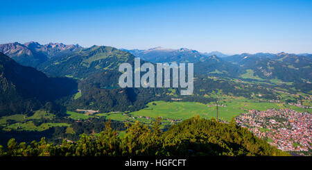 La montagne et lac Freibergsee Fellhorn, Allgäu, Bavière Banque D'Images