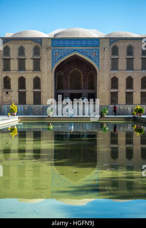 Façade arrière du palais de quarante colonnes (Chehel Sotoun) à Ispahan, capitale de la Province d'Ispahan en Iran Banque D'Images