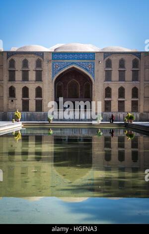 Façade arrière du palais de quarante colonnes (Chehel Sotoun) à Ispahan, capitale de la Province d'Ispahan en Iran Banque D'Images