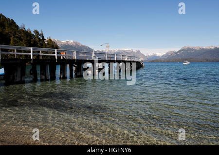 Embarcadère du Lac Nahuel Huapi, Puerto Angostura, Villa La Angostura, Nahuel Huapi National Park, Lake District, l'Argentine Banque D'Images