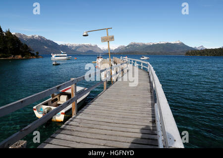 Embarcadère du Lac Nahuel Huapi, Puerto Angostura, Villa La Angostura, Nahuel Huapi National Park, Lake District, l'Argentine Banque D'Images