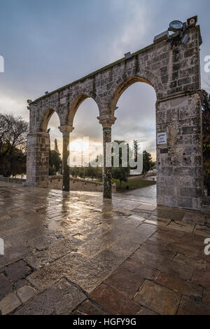 Bâtiments à colonnes anciennes, mont du Temple dans la vieille ville de Jérusalem, Israël Banque D'Images