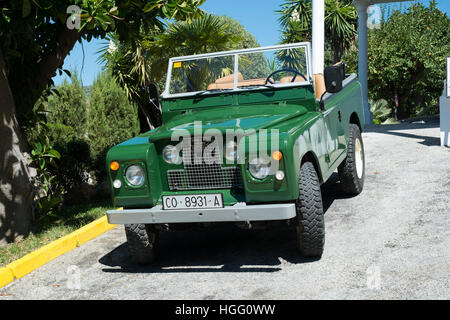 Open top Land Rover Santana écran partagé Banque D'Images