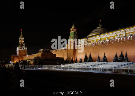 Le Kremlin de Moscou de nuit, de la place rouge en hiver Banque D'Images