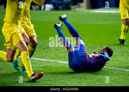 VILLARREAL, ESPAGNE - JAN 8 : Neymar joue en La Liga match entre Villarreal CF et le FC Barcelone au Stade El Madrigal, le 8 janvier 2017 à Villarreal, Espagne. © Christian Bertrand/Alamy Live News Banque D'Images