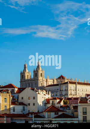 Portugal, Lisbonne, vue vers le monastère de São Vicente de Fora. Banque D'Images