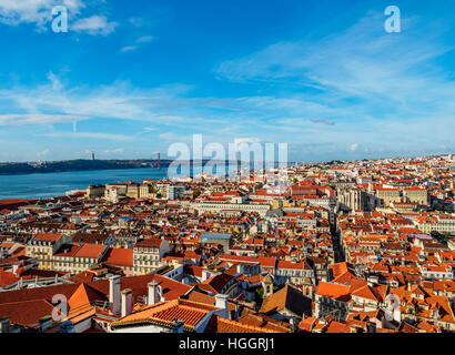 Portugal, Lisbonne, paysage urbain vu du château Sao Jorge. Banque D'Images