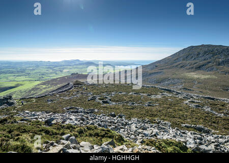 Tre'r de l'âge du Fer Ancien Ceiri Hill fort du chemin côtier Llyn sur Llithfaen la péninsule de Lleyn North Wales UK Banque D'Images