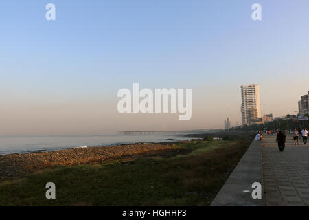 Et Worli plage face au sud de Mumbai Banque D'Images