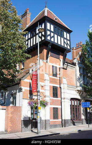 Oak Tree Bourse anglicane, Acton Acton, High Street, London Borough of Ealing, Greater London, Angleterre, Royaume-Uni Banque D'Images