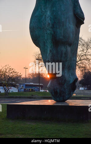 Marble Arch, London, UK. 22 janvier 2017. Le soleil se couche à Marble Arch, au centre de Londres. Crédit : Matthieu Chattle/Alamy Live News Banque D'Images