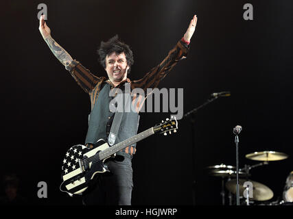 Prague, République tchèque. 22 janvier, 2017. Billie Joe Armstrong de Green Day fonctionne à la Tipsport Arena de Prague, en République tchèque, le 22 janvier 2017. Credit : Katerina Sulova/CTK Photo/Alamy Live News Banque D'Images