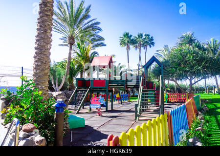 Une aire de jeux colorée pour les enfants à Las Palmas, Gran Canaria Banque D'Images