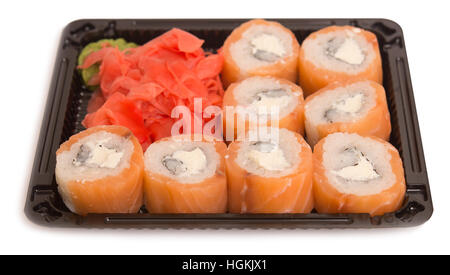 Sushi dans le paquet isolé sur fond blanc Banque D'Images