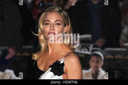 Londres, Royaume-Uni. Jan 11, 2017. Sienna Miller assiste à la première européenne de "Live By Night' à BFI Southbank. Credit : Ferdaus Shamim/ZUMA/Alamy Fil Live News Banque D'Images