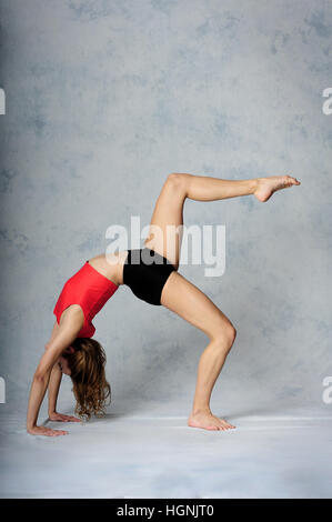 danseur, beauté, corps, jeune, art, ballerine, ballet, beau, caucasien, classique, couleur, mignon, danse, danseuse, élégance, fille, performance solo Banque D'Images