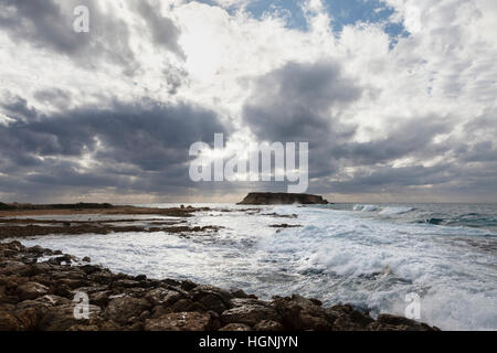 L'Île Geronisos en hiver, près de Pegeia, Chypre Banque D'Images