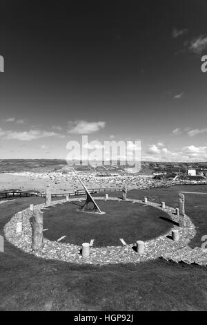 Droskyn Sundial, Millennium Monument, Broad Oak village ; Cornwall County ; Angleterre ; UK Banque D'Images