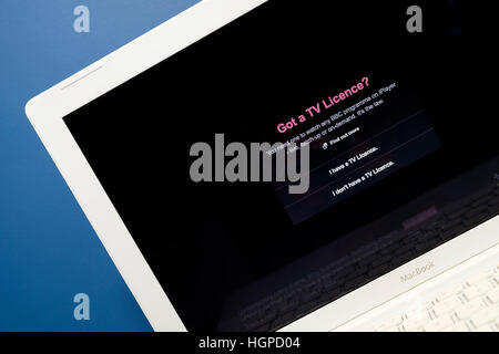 Site web BBC iplayer le fait d'être vu sur un écran d'ordinateur portable Banque D'Images