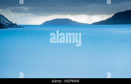 Vatersay bay à l'aube sur l'île de vatersay, îles Hébrides, Ecosse, Royaume-Uni Banque D'Images