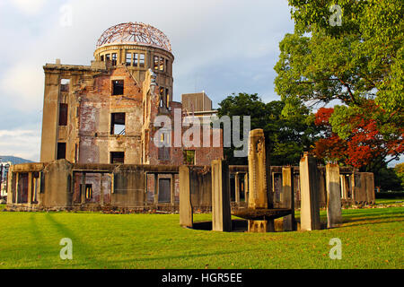 Le dôme de la bombe atomique à Hiroshima, Japon Banque D'Images