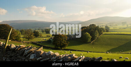 Incandescence du soir plus Howgills autour de Ravenstonedale Banque D'Images