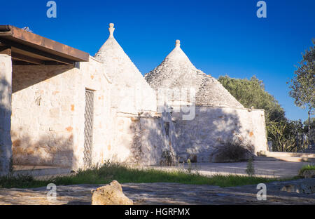 Maisons trulli dans l'aeria pulia dans le sud de l'italie Banque D'Images