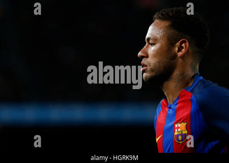 Barcelone, Espagne. Jan 11, 2017. Barcelone, Neymar cherche sur en Espagne durant la Coupe du Roi match de football FC Barcelone contre l'Athletic de Bilbao au Camp Nou à Barcelone, Espagne, 11 janvier 2017. Barcelone a gagné 3-1. © Pau Barrena/Xinhua/Alamy Live News Banque D'Images