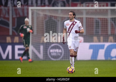 Milan, Italie. 12 Jan, 2017. Emiliano Moretti de Torino FC en action pendant la Tasse Tim match de football entre l'AC Milan et Torino FC. Credit : Nicolò Campo/Alamy Live News Banque D'Images