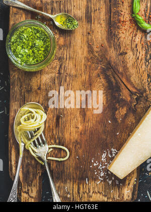 Arrière-plan de cuisine italienne traditionnelle en bois rustique, texture conseil Banque D'Images