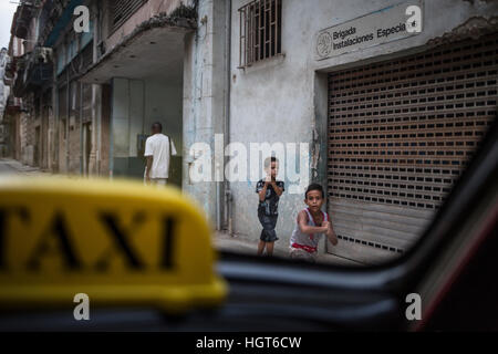 En 2016 Cuba verra certainement un record de fréquentation touristique depuis la récente rencontre entre Barack Obama et Raul Castro qui marque une no Banque D'Images