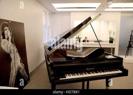 Bosendorfer piano à queue de concert de Wessex Studios de Bonhams' Entertainment Memorabilia vente aux enchères le 15 décembre 2016 à Knightsbridge, Londres. Où : London, Royaume-Uni Quand : 12 déc 2016 Banque D'Images