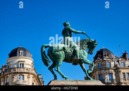 France, Loiret, Orleans, Martoi square et statue de Jeanne d'Arc Banque D'Images