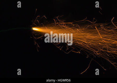 Studio shot of th fusible feu d'artifice, contact, fusible à la bombe Banque D'Images