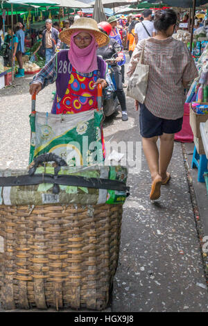 Pak Khlong Talat marché de fruits et légumes, Bangkok, Thaïlande Banque D'Images