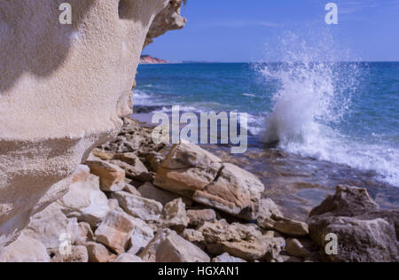 Littoral près de Olhos de Agua, Albufeira, Olhos de Agua, Océan Atlantique, Praia da Falesia, Albufeira, Algarve, Portugal Banque D'Images