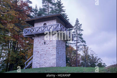 Watchtower, Limes reconstruit, Grosserlach-Grab Heidenbuckel, Rems-Murr Région, Bade-Wurtemberg, Allemagne Banque D'Images