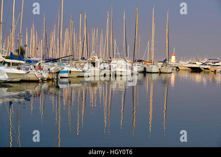 Port de Hyères les Palmiers en France Banque D'Images