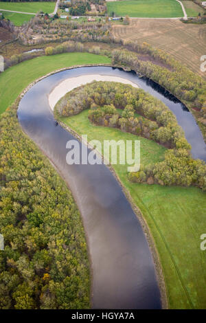 Une vue aérienne de la section courbe Maidstone du fleuve Connecticut à Maidstone, Vermont. Banque D'Images