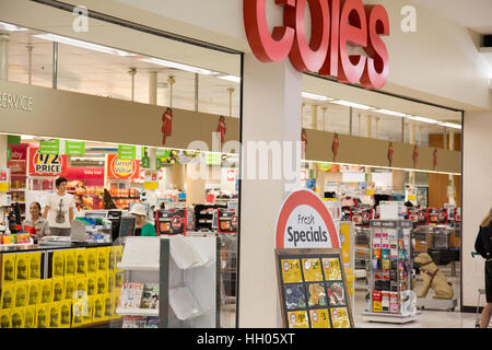 Entrée au supermarché Coles à Sydney, Australie, épicerie nationale et supermarché Banque D'Images