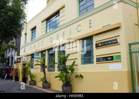 L'ancien bureau de poste principal à Devonport, Auckland (Nouvelle-Zélande), maintenant à la maison à un certain nombre de petites boutiques. Banque D'Images