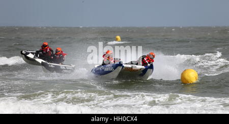 Zapcat RIB offshore racing circuit à Poole Sandbanks UK Banque D'Images