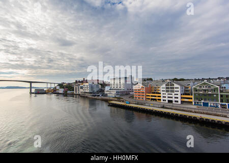 Kristiansund, Norvège - 18 septembre 2016 : le 18 septembre 2016 au port de Kristiansund, Norvège. Banque D'Images