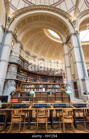 Paris France 14 Janvier 2017 : Célèbre Labrouste salle de cours dans la Bibliothèque Nationale de France rue Vivienne à Paris Banque D'Images