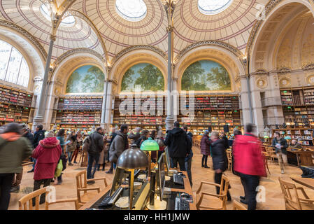 Paris France 14 Janvier 2017 : Célèbre Labrouste salle de cours dans la Bibliothèque Nationale de France Richelieu-Louvois rue Vivienne à Paris Banque D'Images