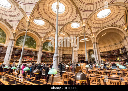 Paris France 14 Janvier 2017 : Célèbre Labrouste salle de cours dans la Bibliothèque Nationale de France Site Richelieu-Louvois rue Vivienne à Paris Banque D'Images